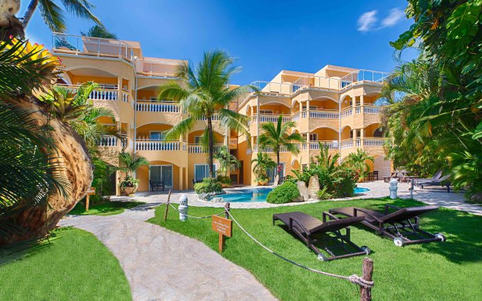 Hotel Villa Taína conquista a los amantes de los deportes acuáticos en Cabarete