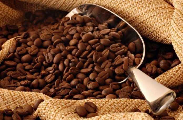 República Dominicana celebra su Día Nacional del Café bebiendo producto importado