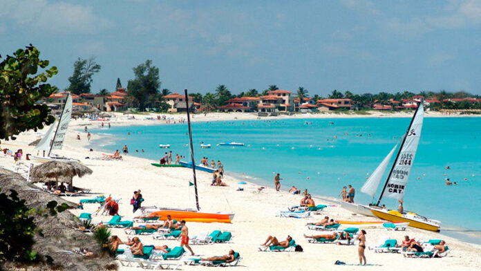 Disminuye un 12% llegada de turistas al Caribe en el primer semestre