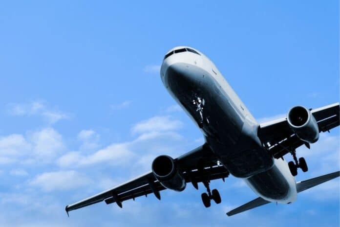 Acuerdo de servicios aéreos entre RD y China contempla exenciones aduanales