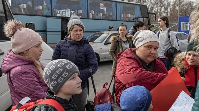 Fracasa la evacuación de Mariúpol en medio de diálogo Rusia-Ucrania
