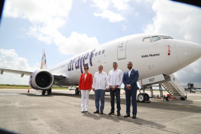 Arajet denomina «Valle Nuevo» a su segundo Boeing 737 MAX 8