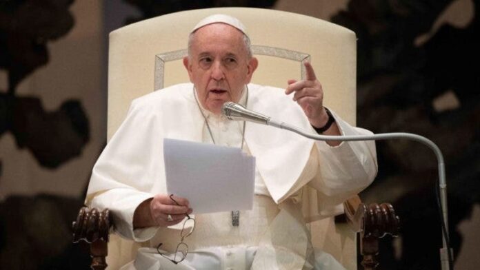 El papa quiere mayor atención de la Iglesia a los separados y divorciados      