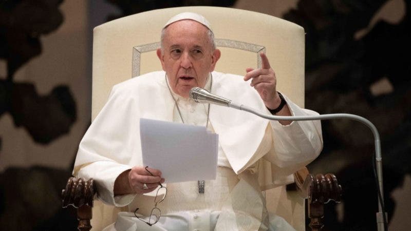 El papa quiere mayor atencion de la Iglesia a los