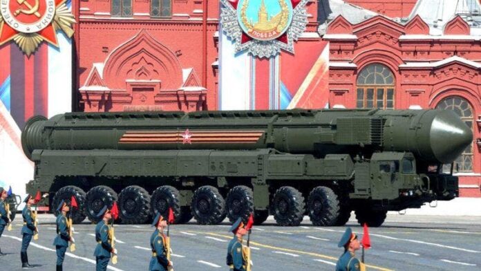 Rusia y Estados Unidos son los dos países con un mayor arsenal nuclear, aunque también cuentan con armas nucleares otros siete países