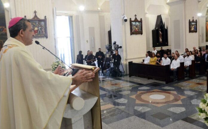 Obispo condena práctica deshonesta de quienes buscan evadir pago de impuestos