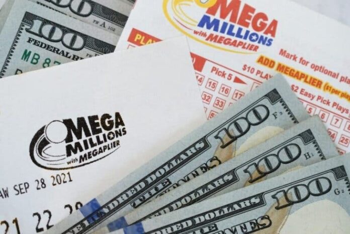Mujer gana lotería con su novio y termina con él para dejarlo sin dinero