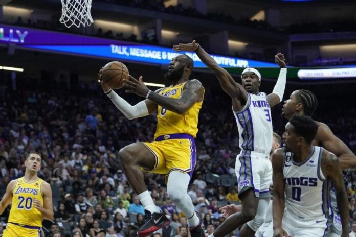 Los Lakers pierden por 47 puntos ante los Kings y Westbrook termina tocado