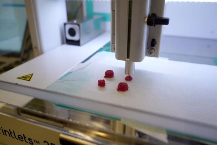 Hospital ensaya medicamentos infantiles elaborados con impresora 3D