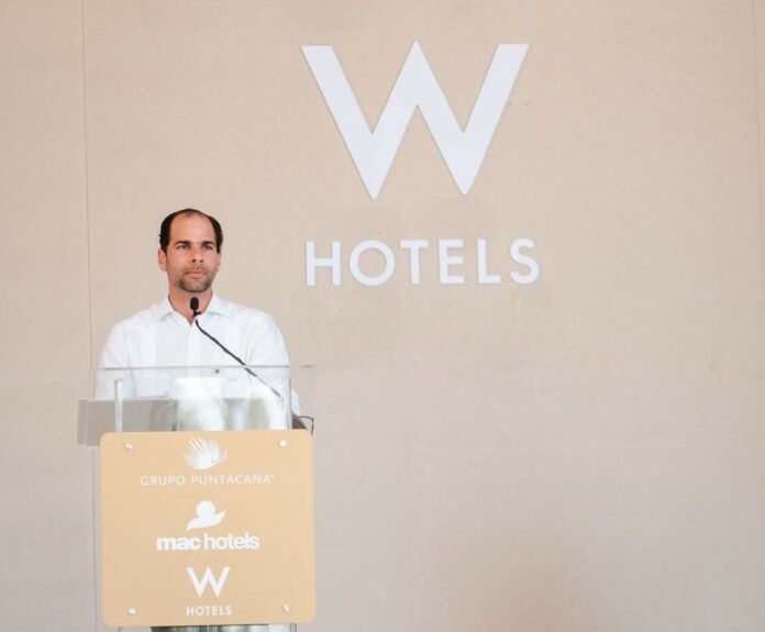Frank Elías Rainieri destaca valor del nuevo hotel W junto a los Amengual