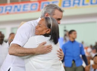 Abinader encabeza actos por el 181 aniversario de la Constitución