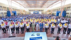 Primera dama lidera graduación de 1,177 nuevos técnicos del Infotep en la región Este 74