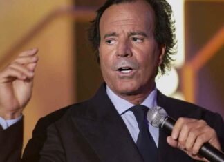 Julio Iglesias demanda a elDiario.es por presunto montaje periodístico
