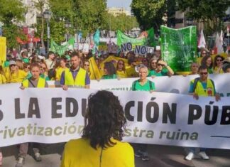 Educadoras en huelga logran compromiso del Gobierno para cambios legales