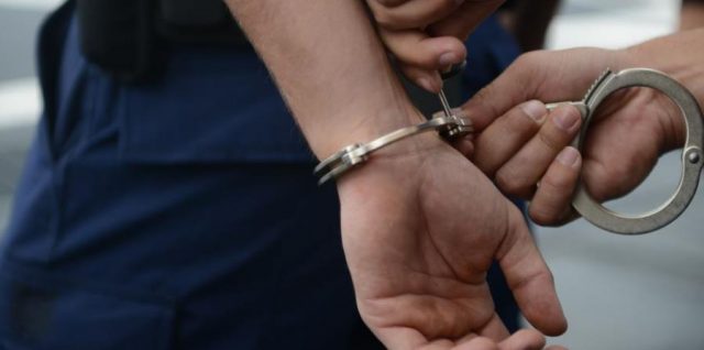 Arrestan a dominicano que voló a EEUU con una lata de tomate llena de cocaína