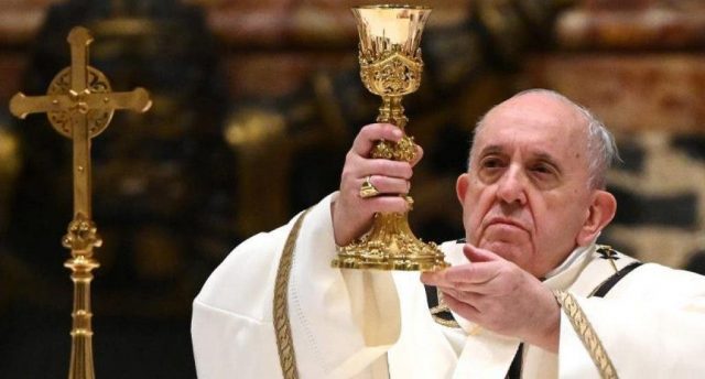 El papa convoca un año especial dedicado a la Familia