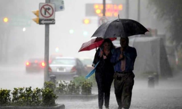 LLuvias continúan por incidencia de onda tropical; Onamet monitorea desarrollo de tormenta Elsa