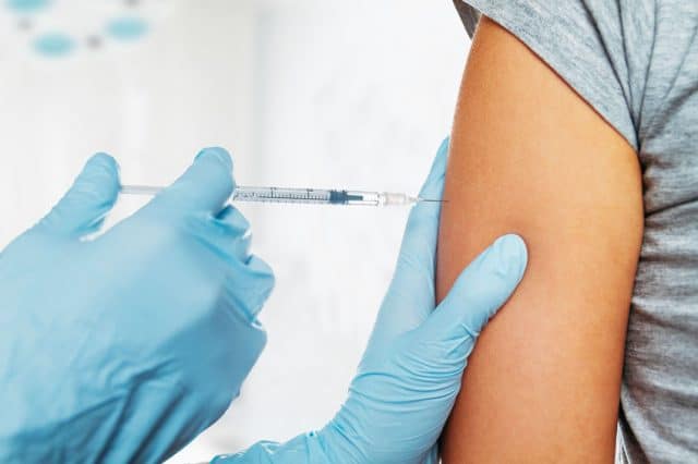 España supera el 70 % de la población vacunada completamente de la covid-19