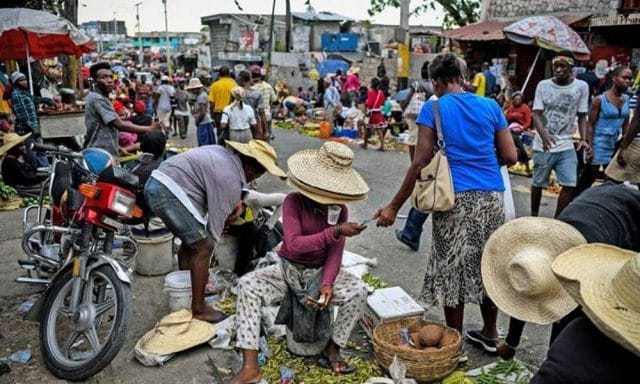 El hambre, la otra pandemia en Haití