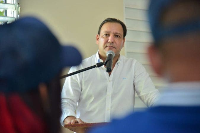 Abel Martínez pide renuncia inmediata gabinete eléctrico del gobierno