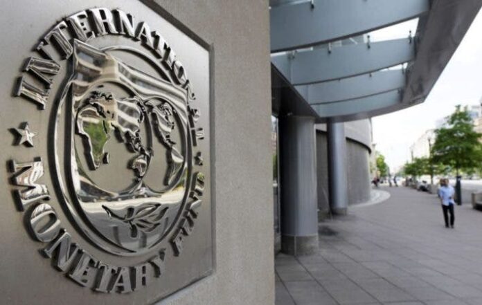 FMI avisa del difícil camino que espera a EEUU para evitar recesión