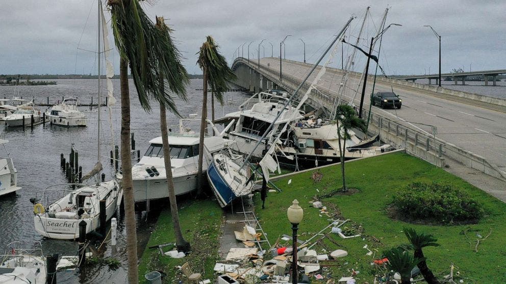 El gobernador de Florida afirmó este jueves que el impacto de Ian en el suroeste del estado fue “histórico” y los daños causados también, e informó de dos muertes, de las que todavía falta saber si están vinculadas directamente al ciclón.