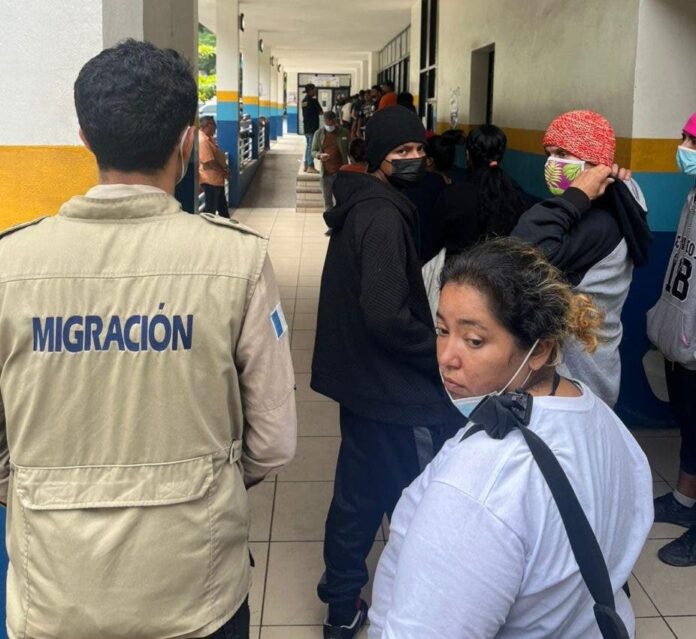 Guatemala ha rechazado ingreso de 457 migrantes en los últimos 3 días
