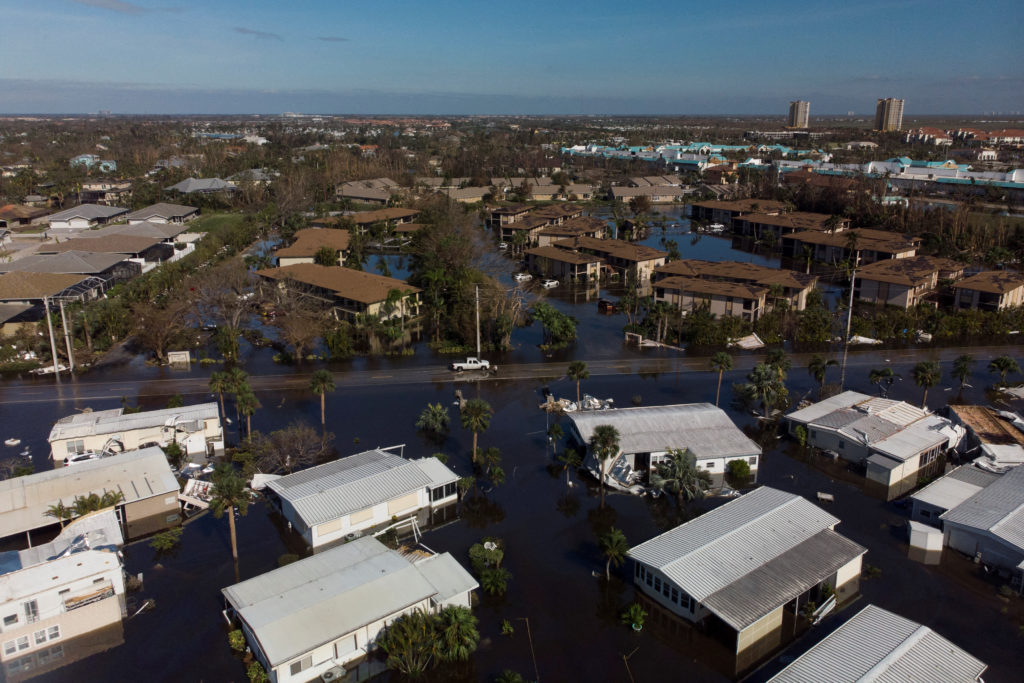 El número de muertos aumenta a 27 en Florida después del huracán Ian