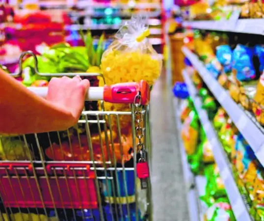 Inflación pesa sobre consumidores en Black Friday en EE.UU