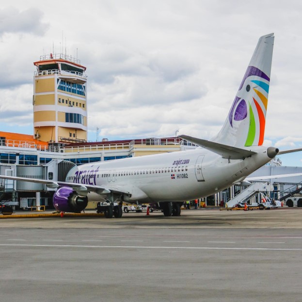 Arajet opera vuelo especial para llevar delegación dominicana a ANATO 2023