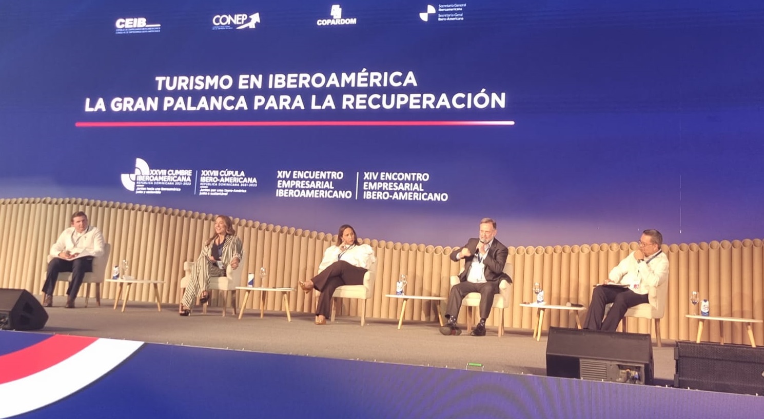 Realizan panel Turismo en Iberoamerica la gran palanca para la