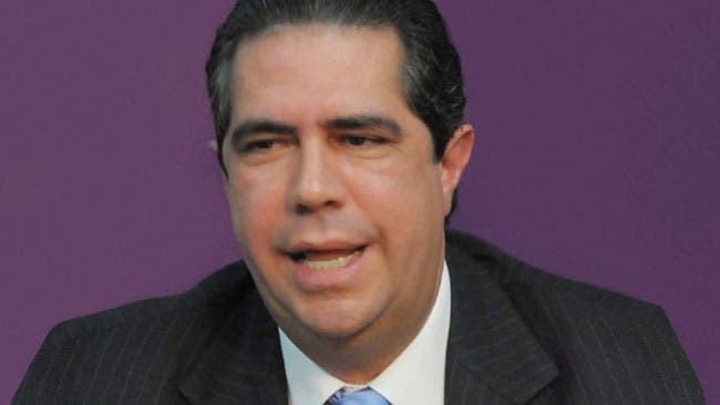 El alto dirigente del Partido de la Liberación Dominicana (PLD) Francisco Javier García, aseguró este miércoles, que “la gran maquinaria del PLD” apoya al precandidato presidencial de ese partido, Gonzalo Castillo.